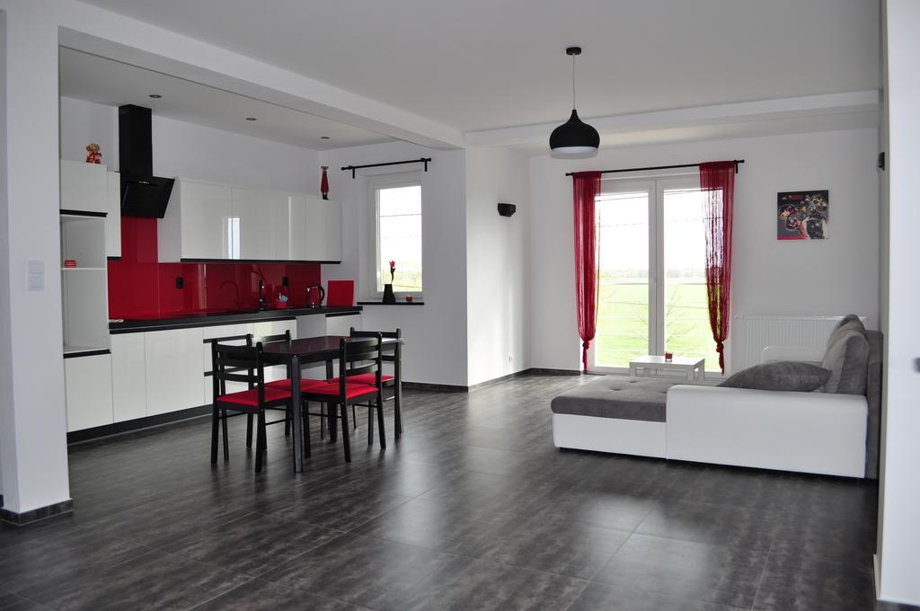 Apartament Scorpion Modlin Czosnów Dış mekan fotoğraf