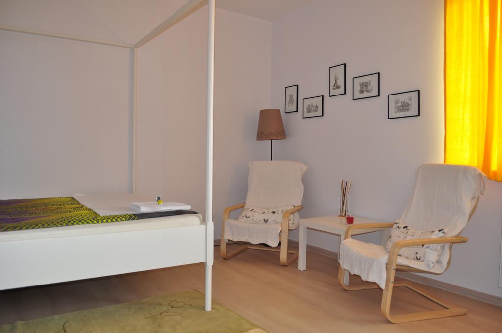 Apartament Scorpion Modlin Czosnów Dış mekan fotoğraf