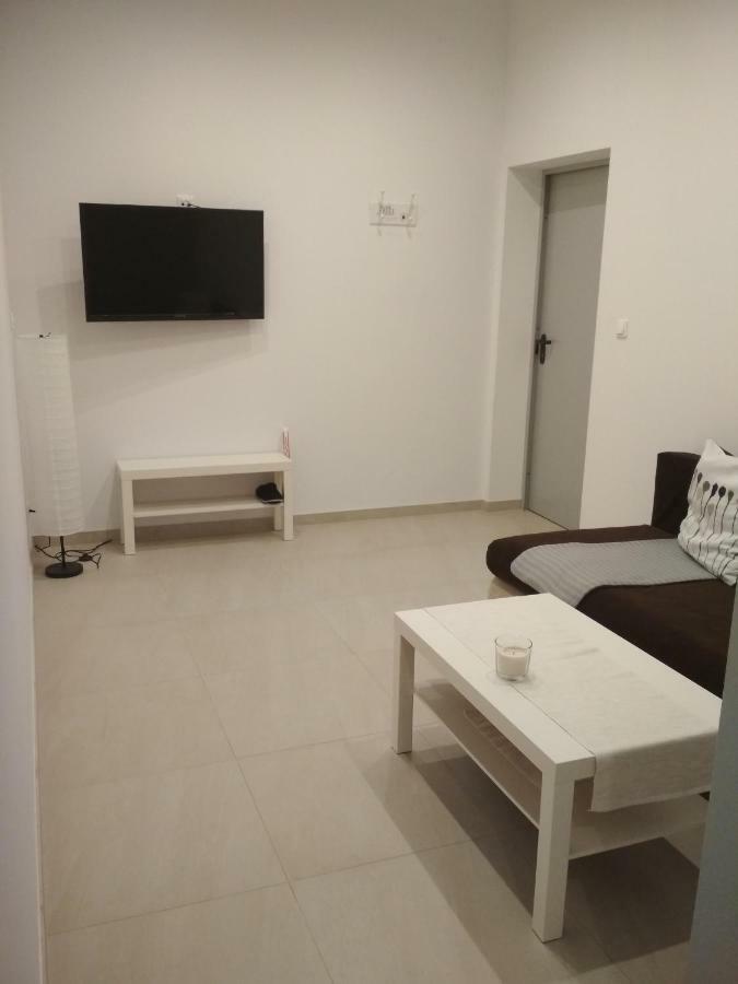 Apartament Scorpion Modlin Czosnów Dış mekan fotoğraf